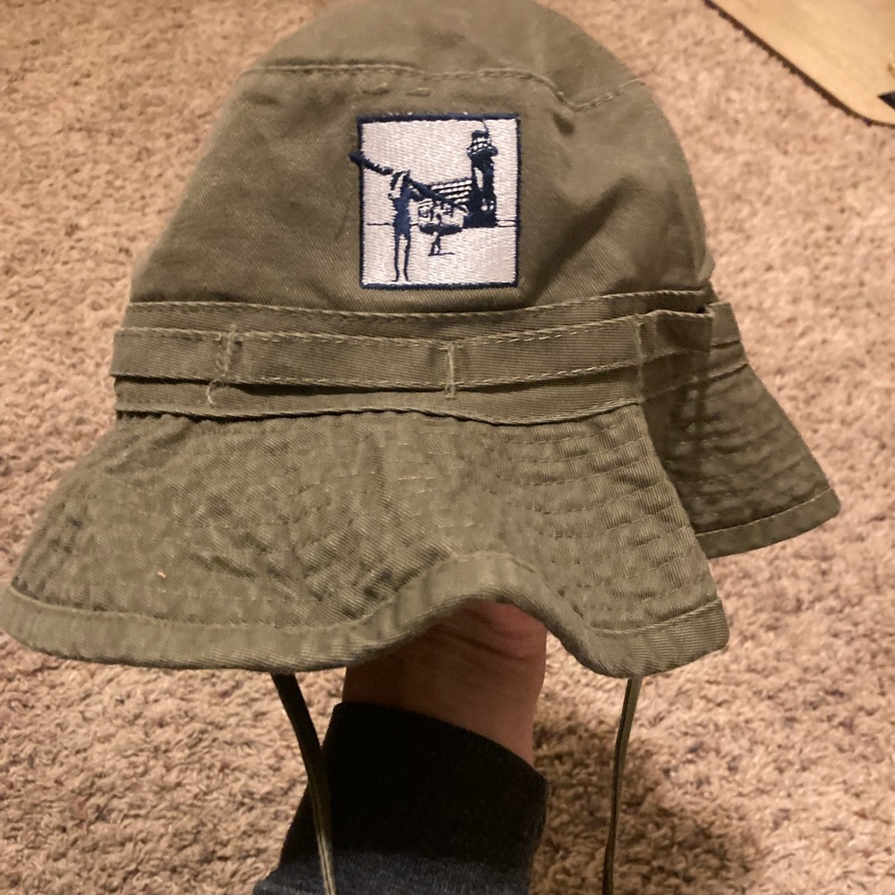Bucket hat - Picture 3 of 3